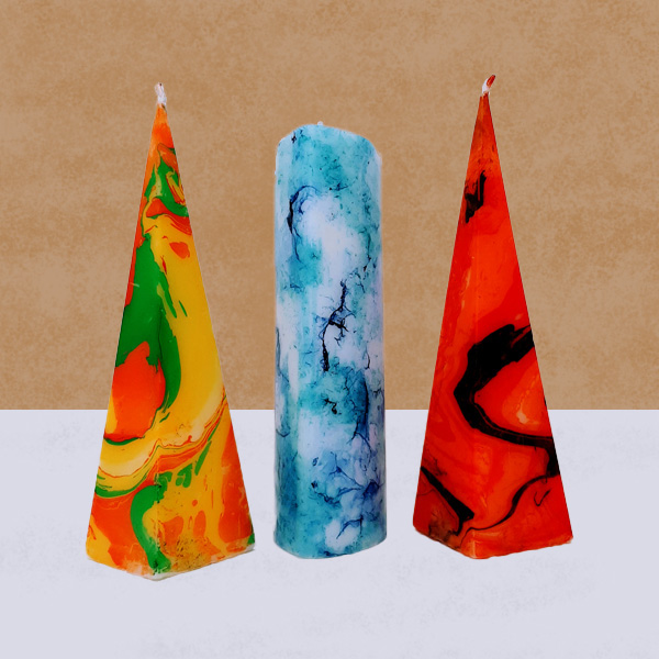 Marmorierte Kerzen